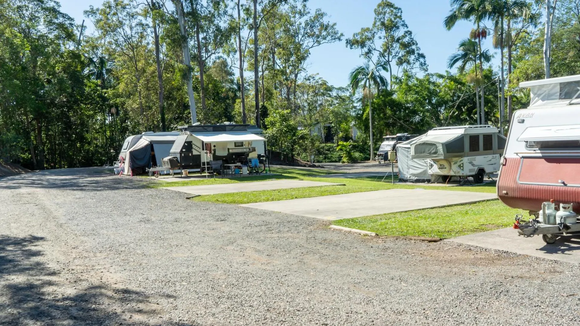Landsborough Holiday Park 0*,  Australia