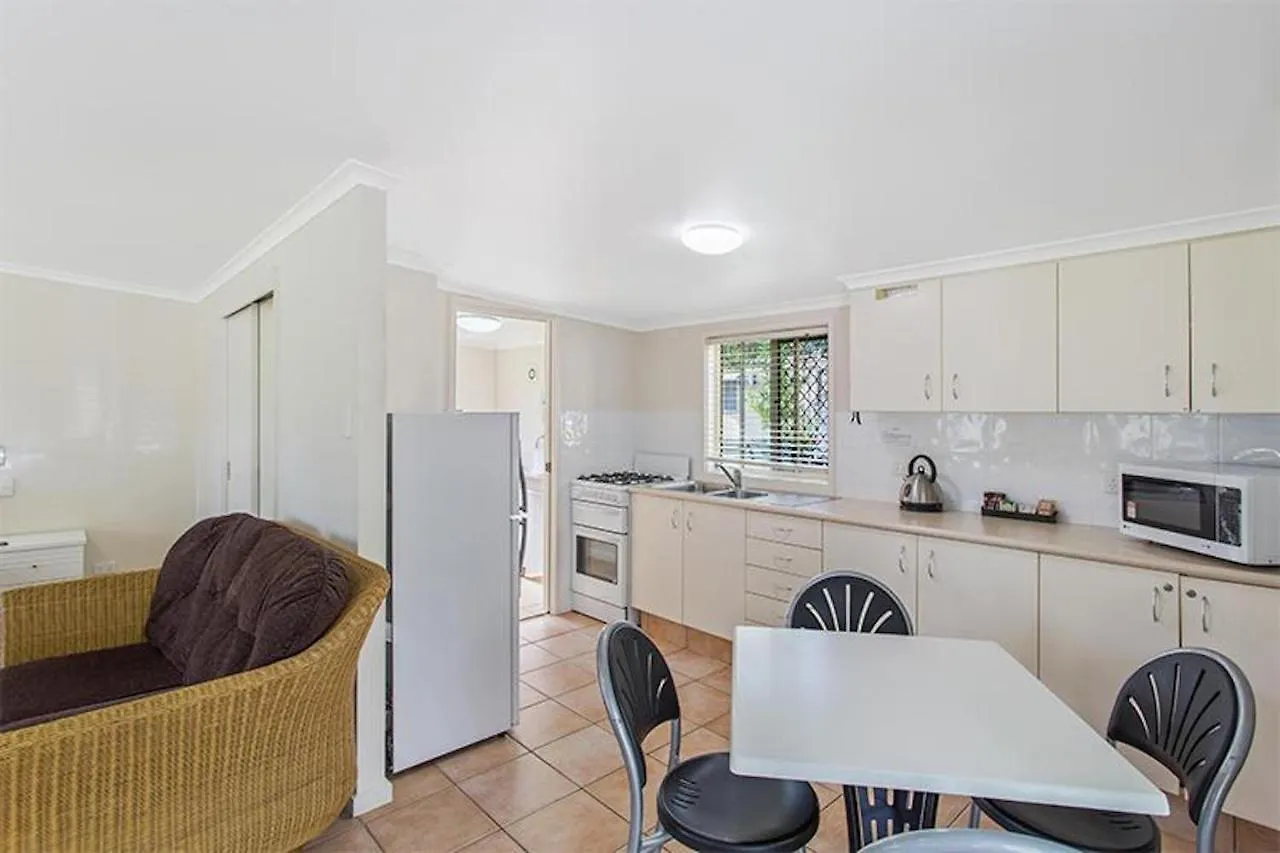 Landsborough Holiday Park 0*,  Australia